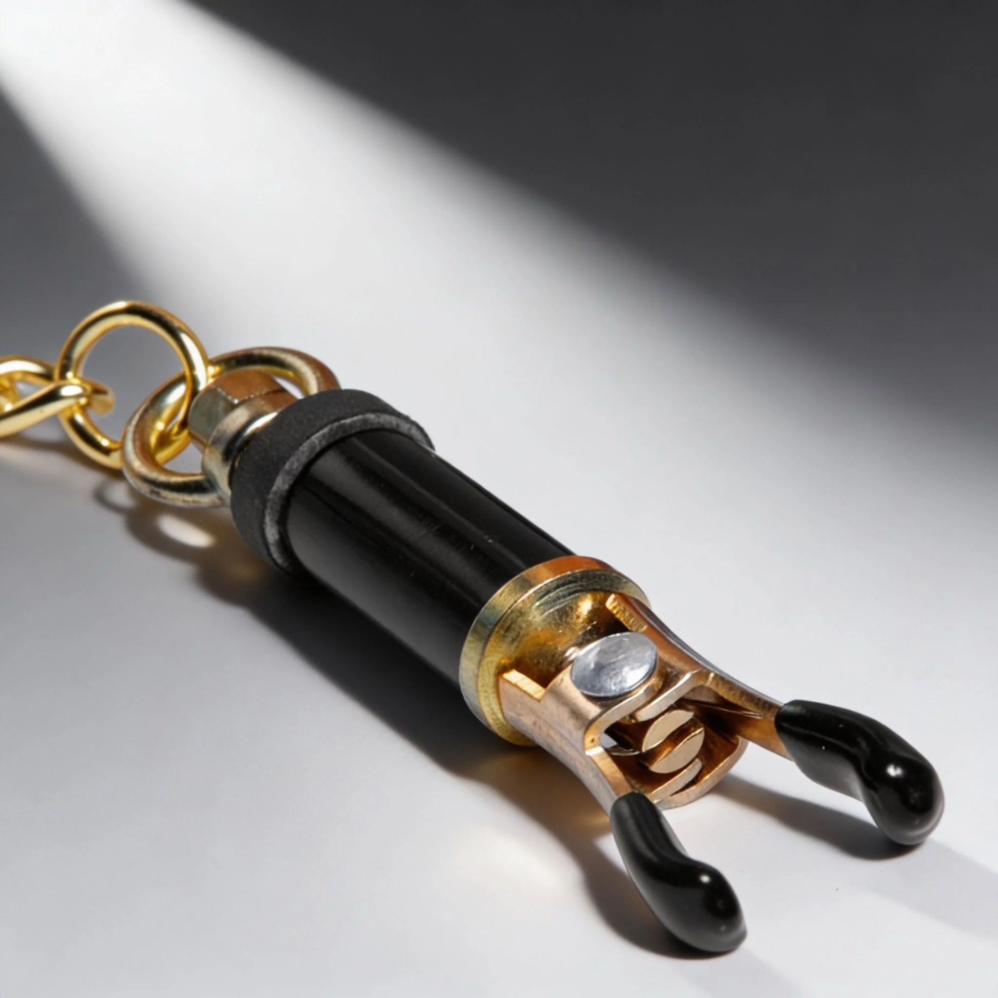 Deluxe Adjustable Nipple Clamps - Image 3