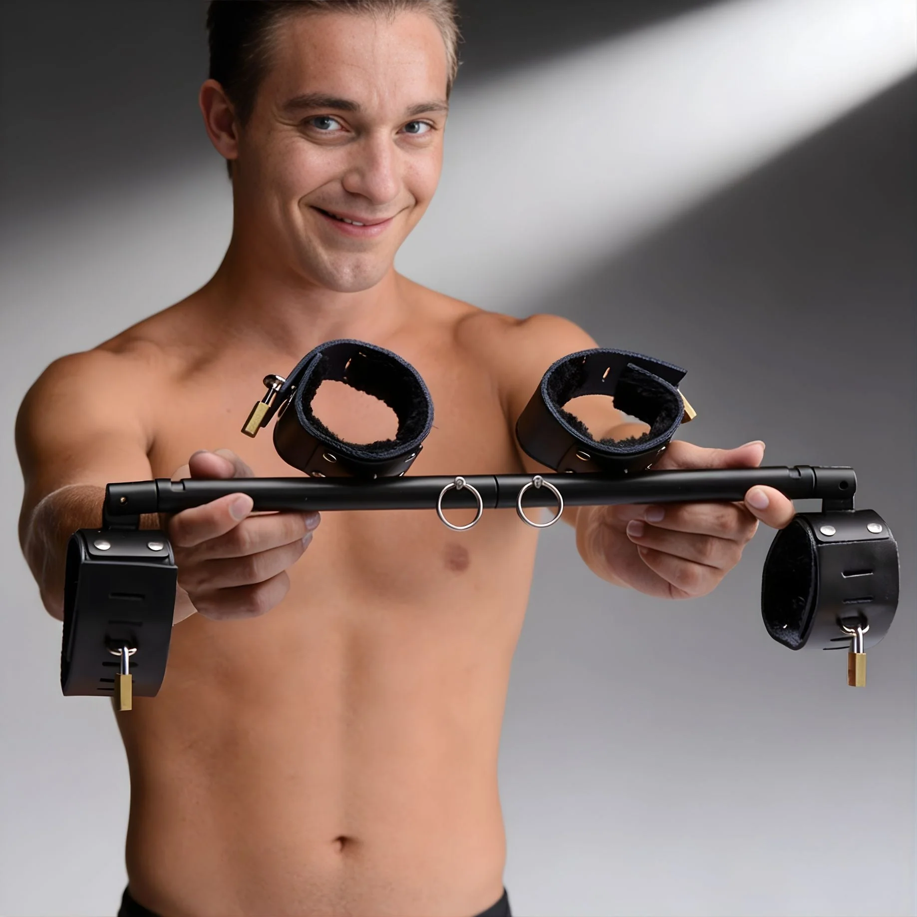 Locking Wrist and Ankle Spreader Bar - Image 3