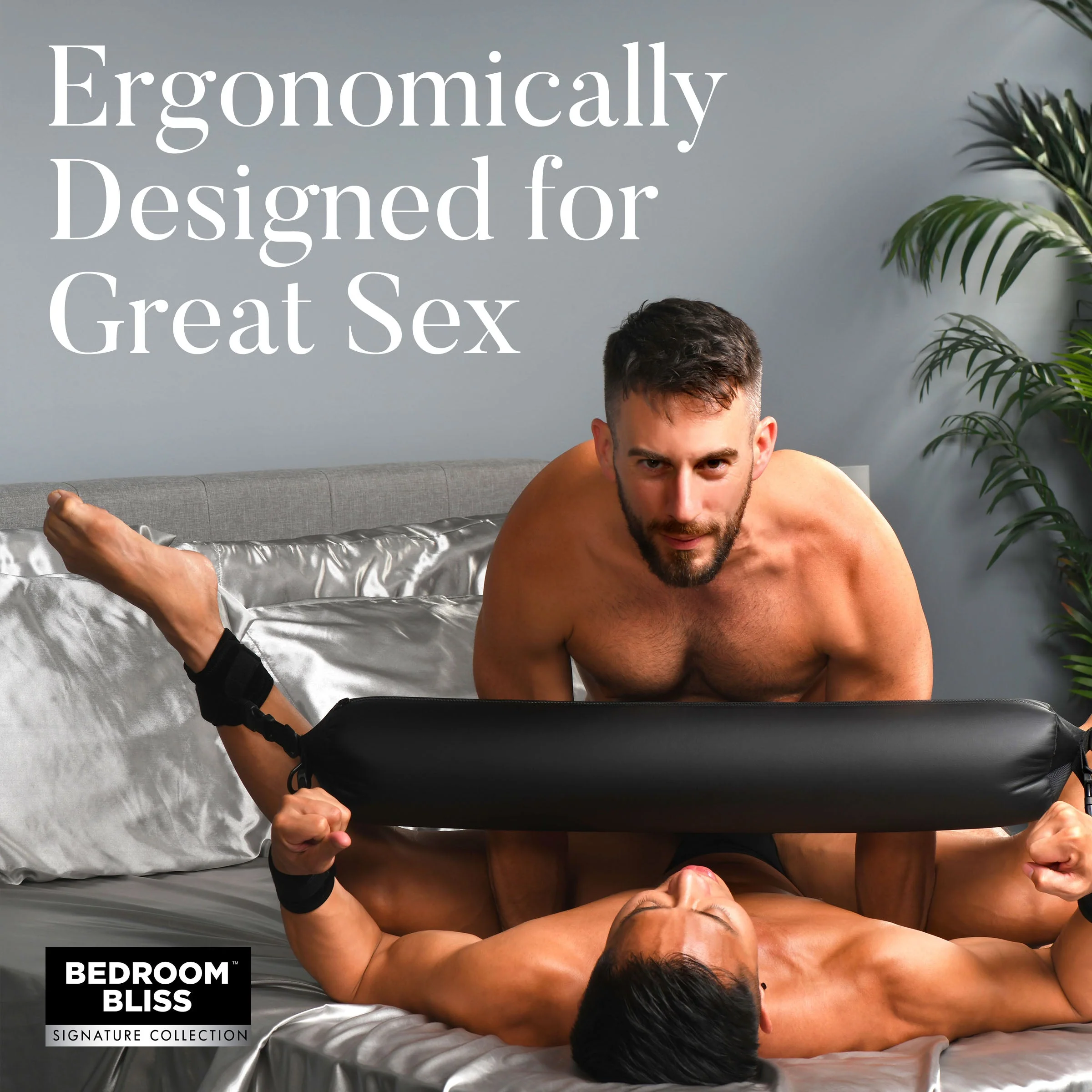 Padded Spreader Bar with Restraints - Image 5