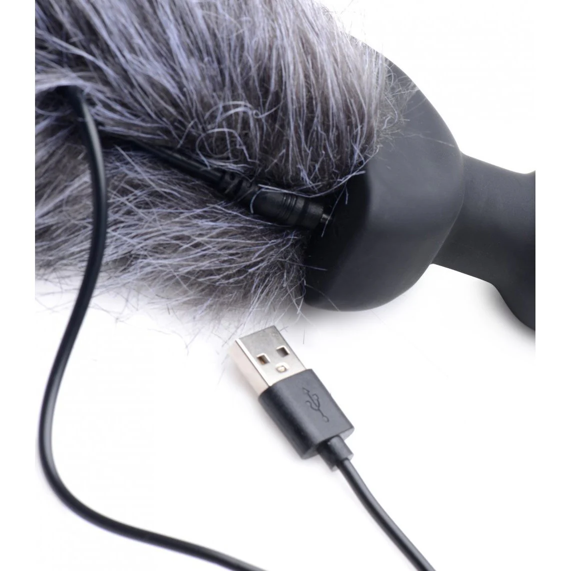 Remote Control Vibrating Fox Tail Anal Plug - Image 5