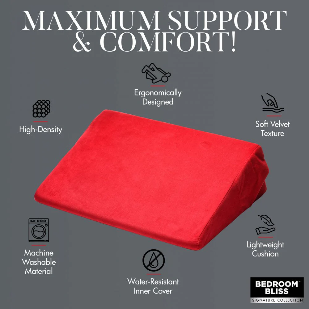 Small Love Cushion - Image 5